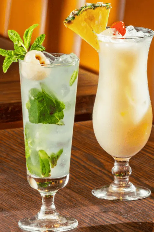 COCKTAILS2 COCKTAILS2