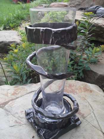 Projekt: kovaná váza kov sklo 1