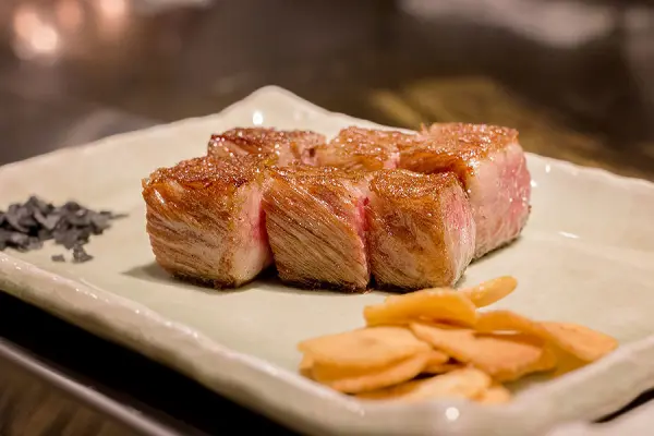Setsugetsuka (Kobe beef)