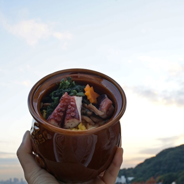 ハマる駅弁、明石だこを使った明石名物『ひっぱりだこ飯』／淡路屋（兵庫県・JR西明石駅）