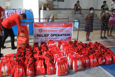 M Lhuillier joins relief efforts for typhoon victims