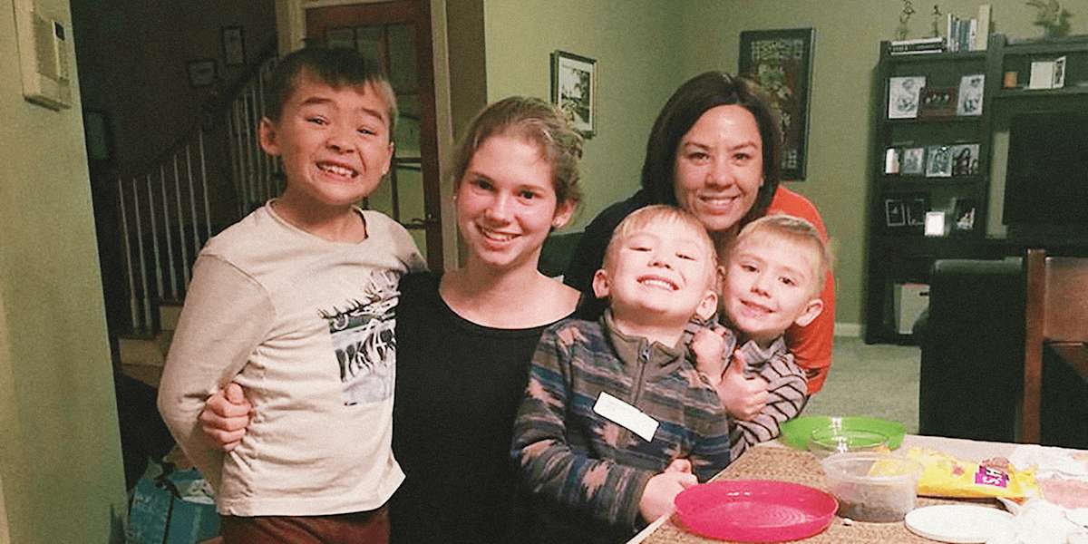 The Donehoo Family Pictured with their au pair Julia