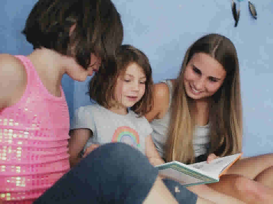 Au pair life - get kids ready for bed