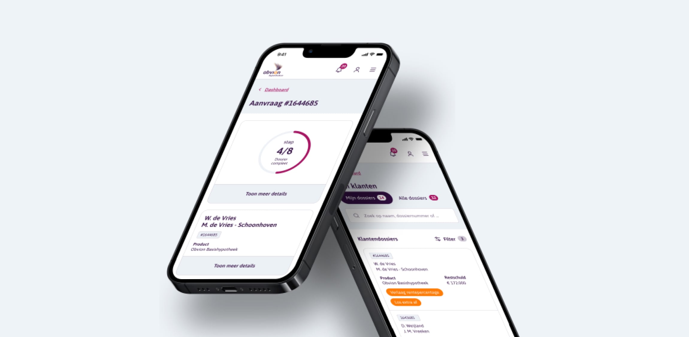 Twee mobiele devices met daarop pagina's uitgelicht van Obvion.