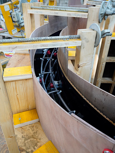 Gros plan sur le coffrage Gros plan sur le coffrage du banc Looping.