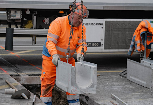 Arealentwässerung mit BIRCOsir® Rinnen Arealentwässerung mit BIRCOsir® Rinnen