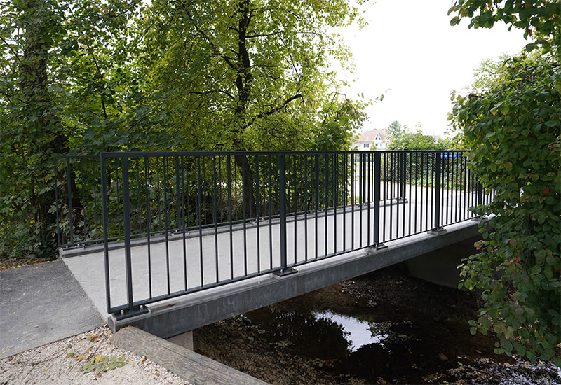 Eine Brücke aus Ultra-Hochleistungs-Faserverbund-Baustoff
