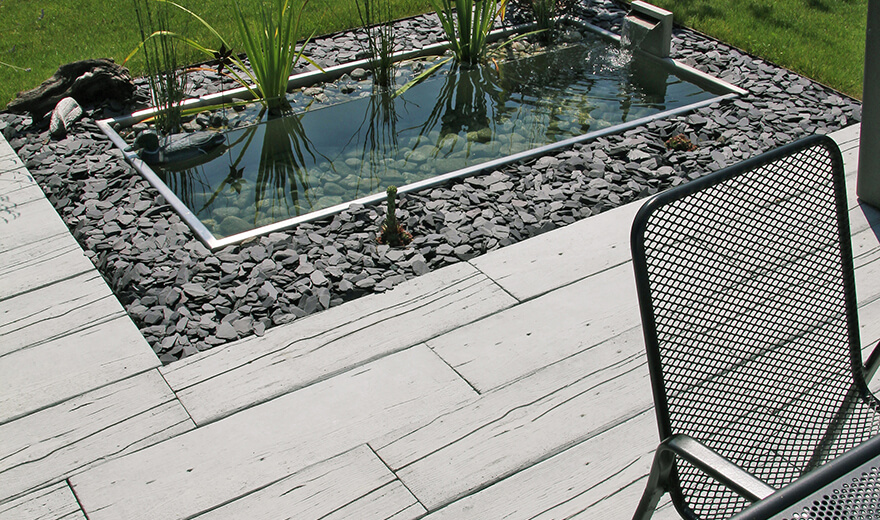 LENIA Gartenplatten Gartenplatten LENIA inkl. Einbau eines Brunnen welcher bepflanzt wurde.