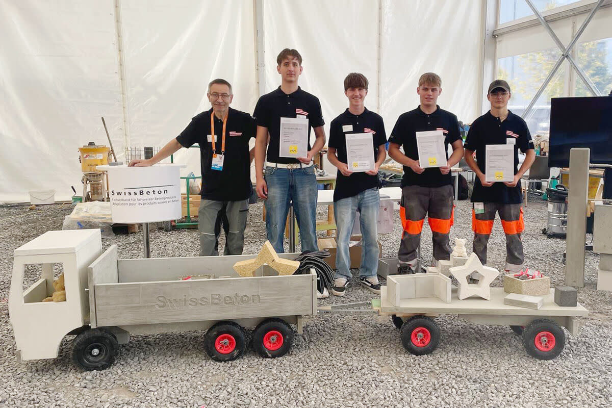 Nos apprentis constructeurs et constructrices d’éléments en béton préfabriqués CFC aux SwissSkills 2025