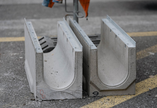 Arealentwässerung mit BIRCOsir® Rinnen Arealentwässerung mit BIRCOsir® Rinnen