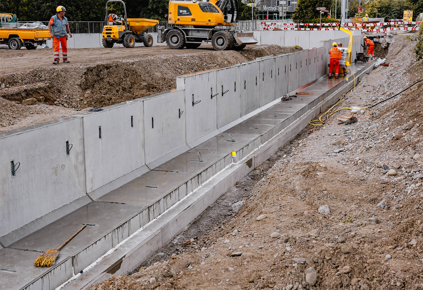 Une solution forte : éléments en équerre GRANDE pour la St. Jakobs-Strasse – Schänzli à Bâle