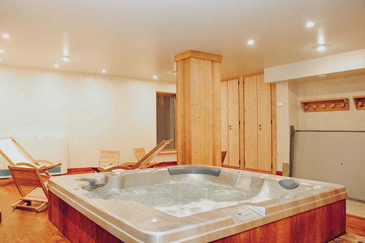 Jacuzzi