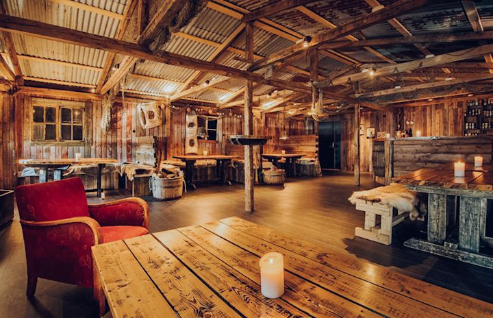 Cosy lodge bar