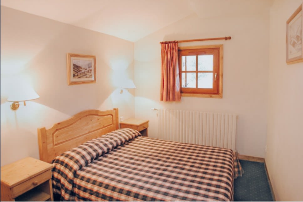 Double bed