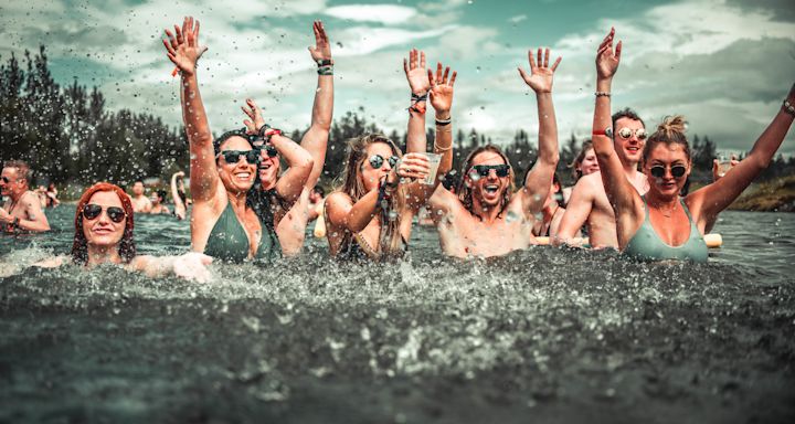 Lagoon party