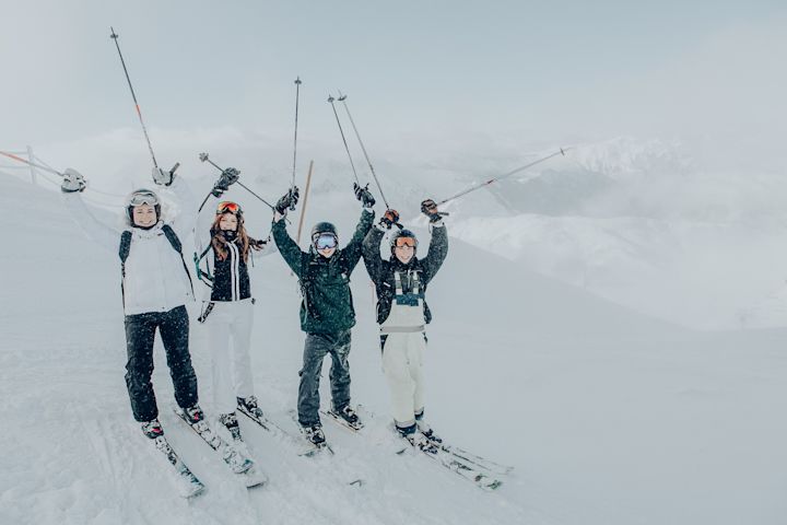 4 person trip with hire