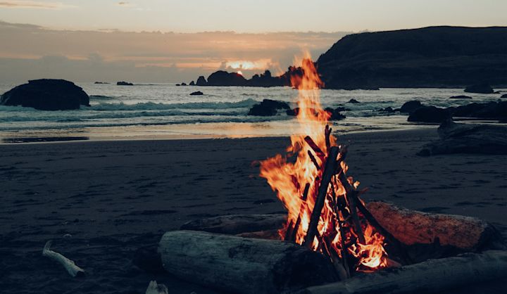 california-beach-bonfire3
