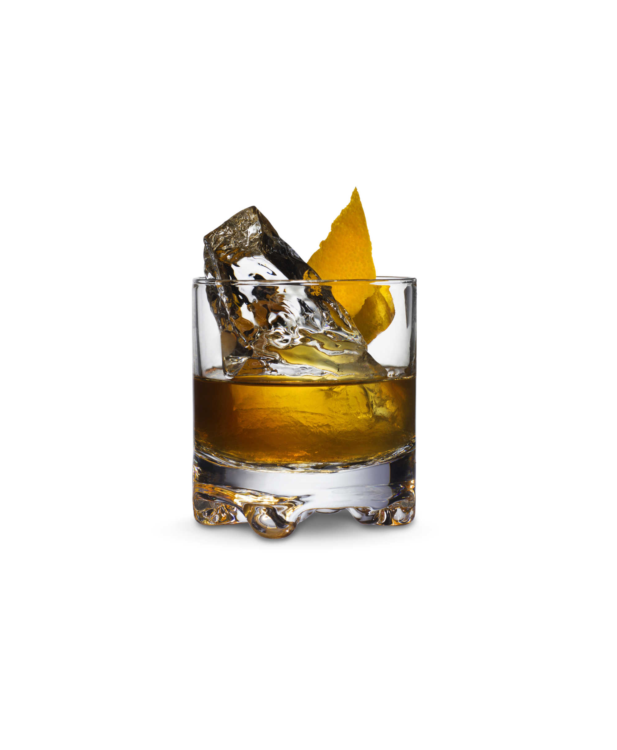 Old Fashioned is a classic whisky cocktail served on ice. Old Fashioned made with using Kyrö Malt is garnished with orange peel.