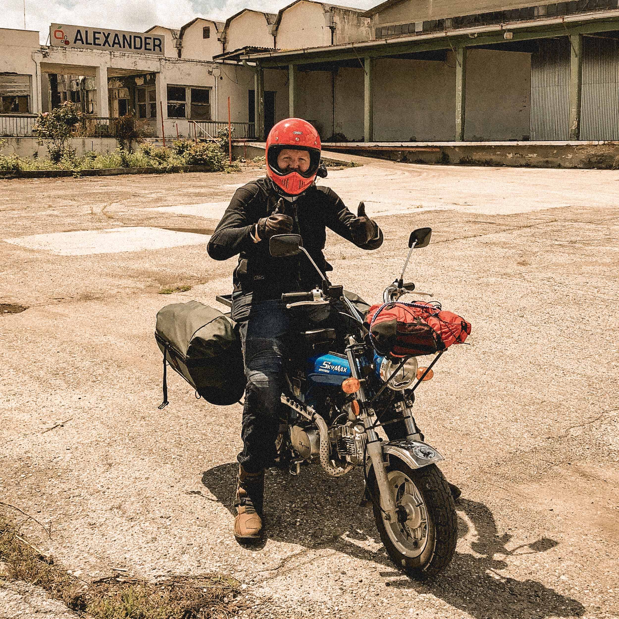 133D4E6B-9E9A-4C1A-9AB2-83A4F5CB33F6