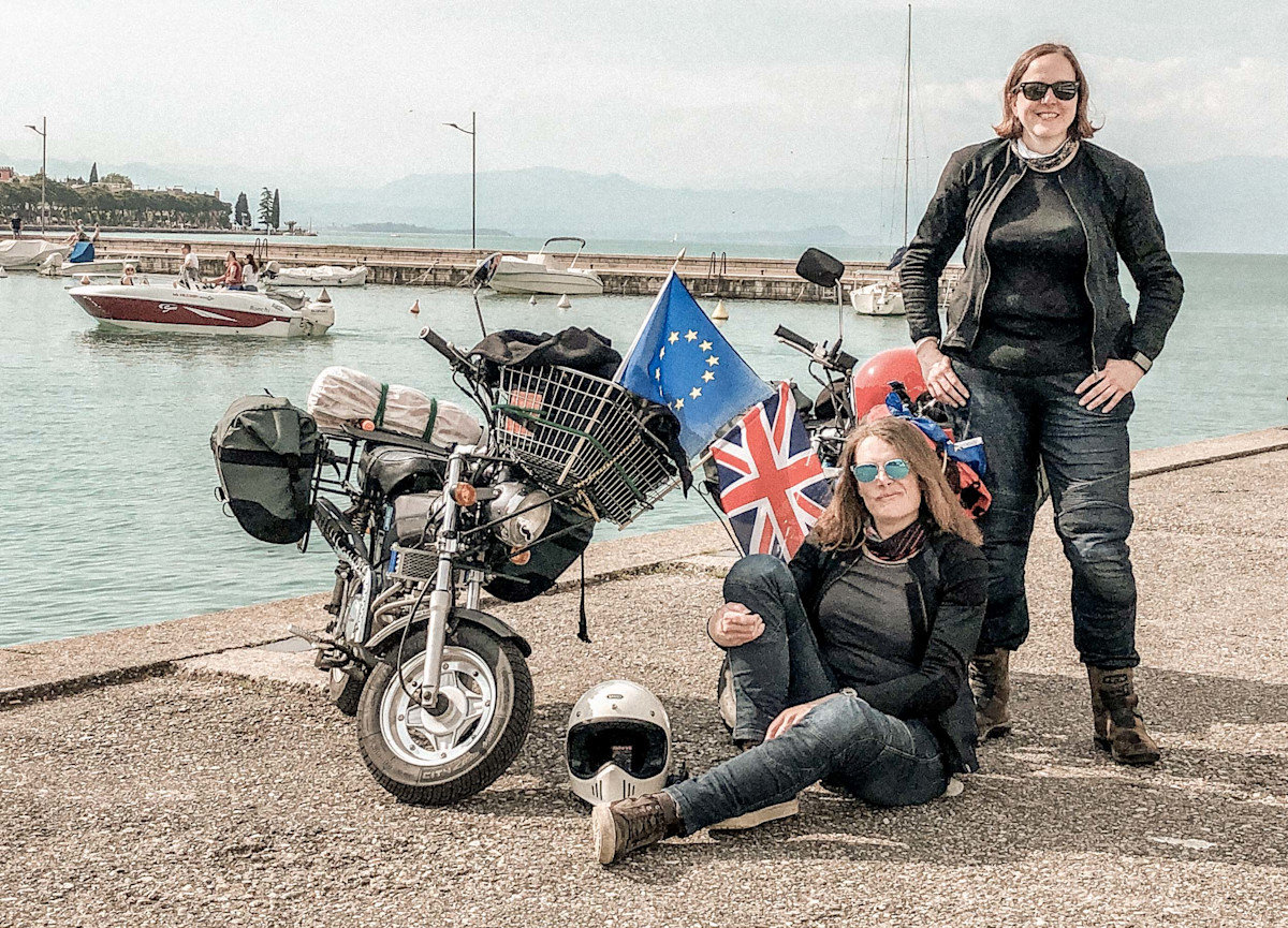 011EF5AD-A0DE-4ACF-9511-1EBA69676E47