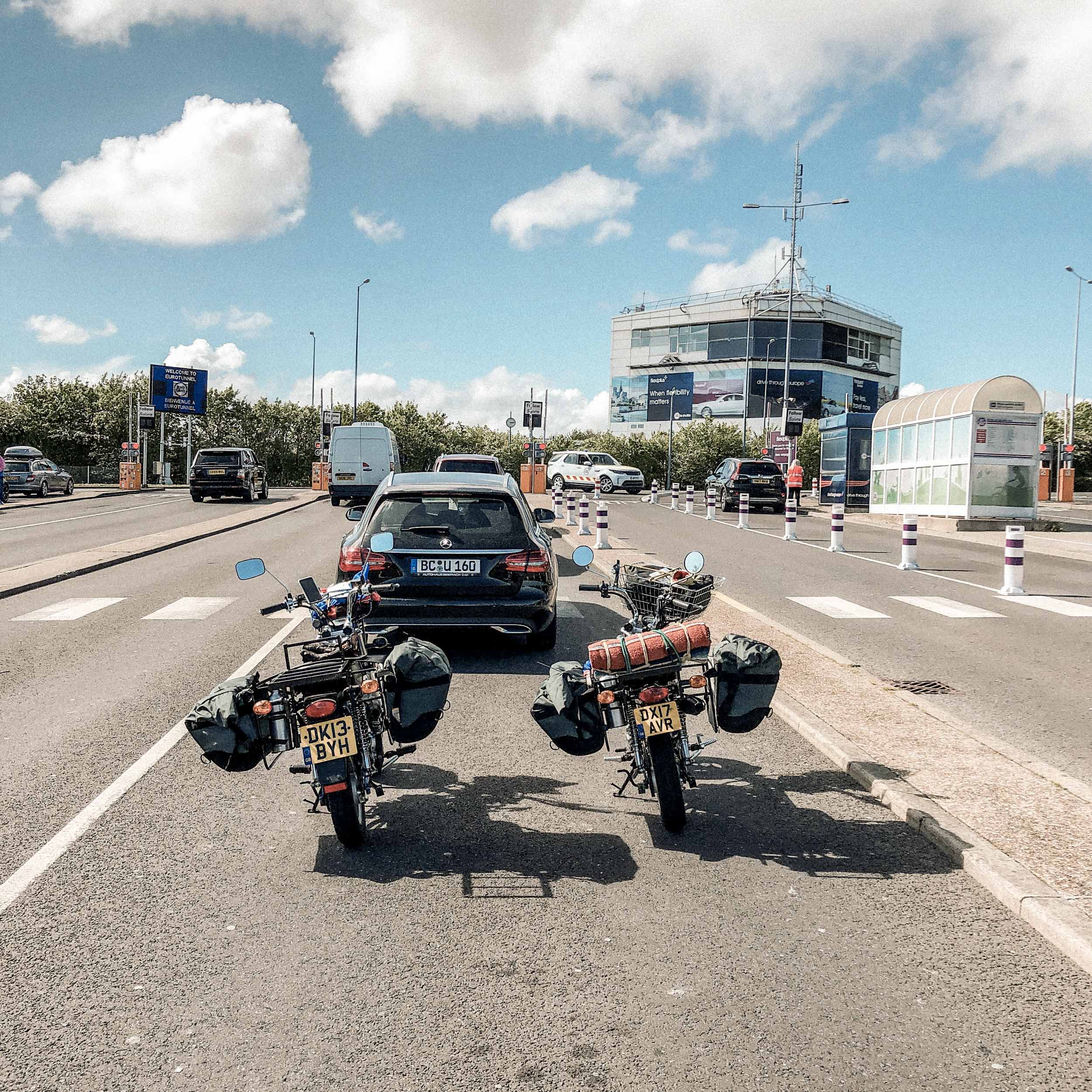 29CE81B2-877F-4050-B1C6-AC088A89511F