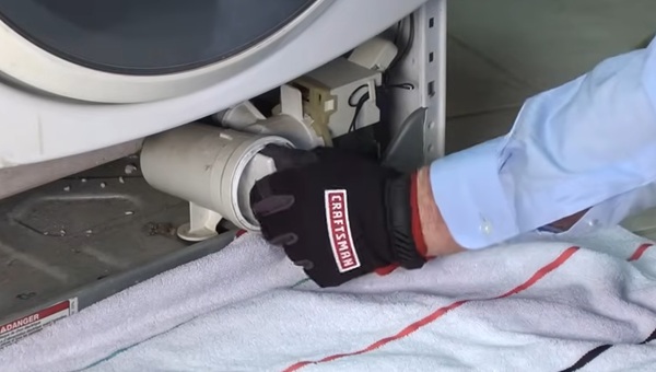 bad-drain-pump-causing-f21-error-code-in-a-whirlpool-duet-washer