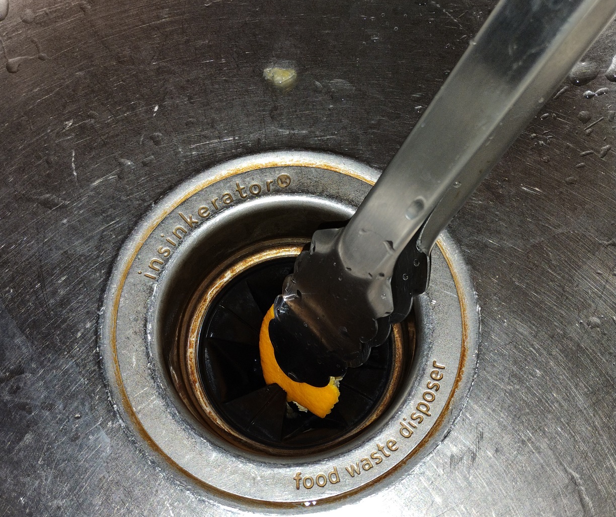 remove-food-from-a-clogged-disposal