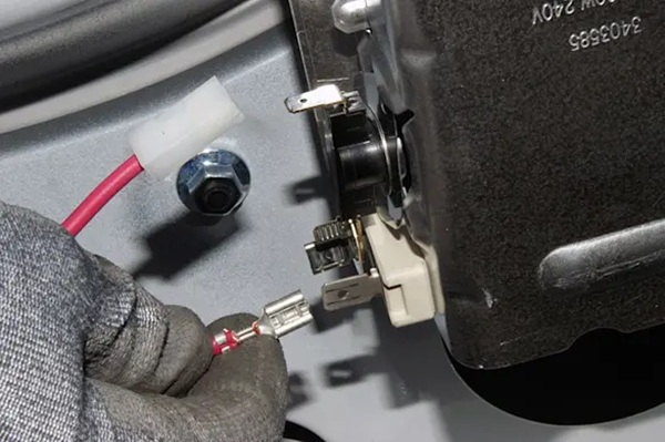pull-the-wires-off-the-dryer-heating-element