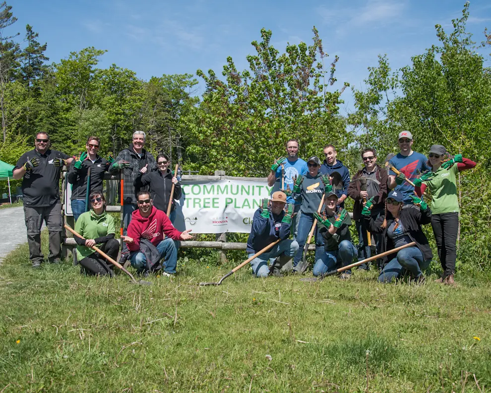 FO_Honda_tree_planting_Dartmouth_June_4_18-53.jpg