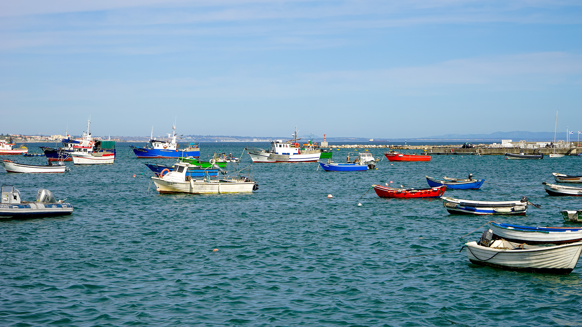 Kalastajien veneitä Cascaisissa