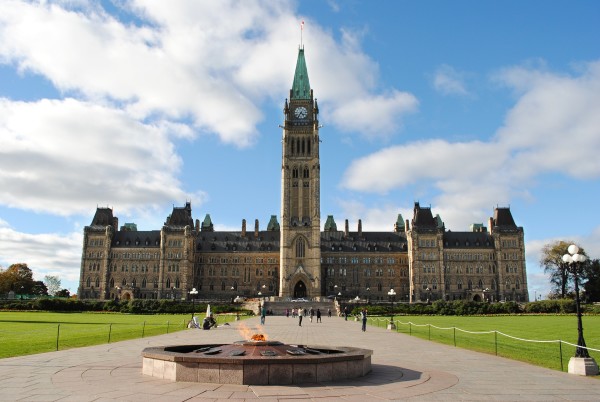 2019-04-07-ottawa-parliament