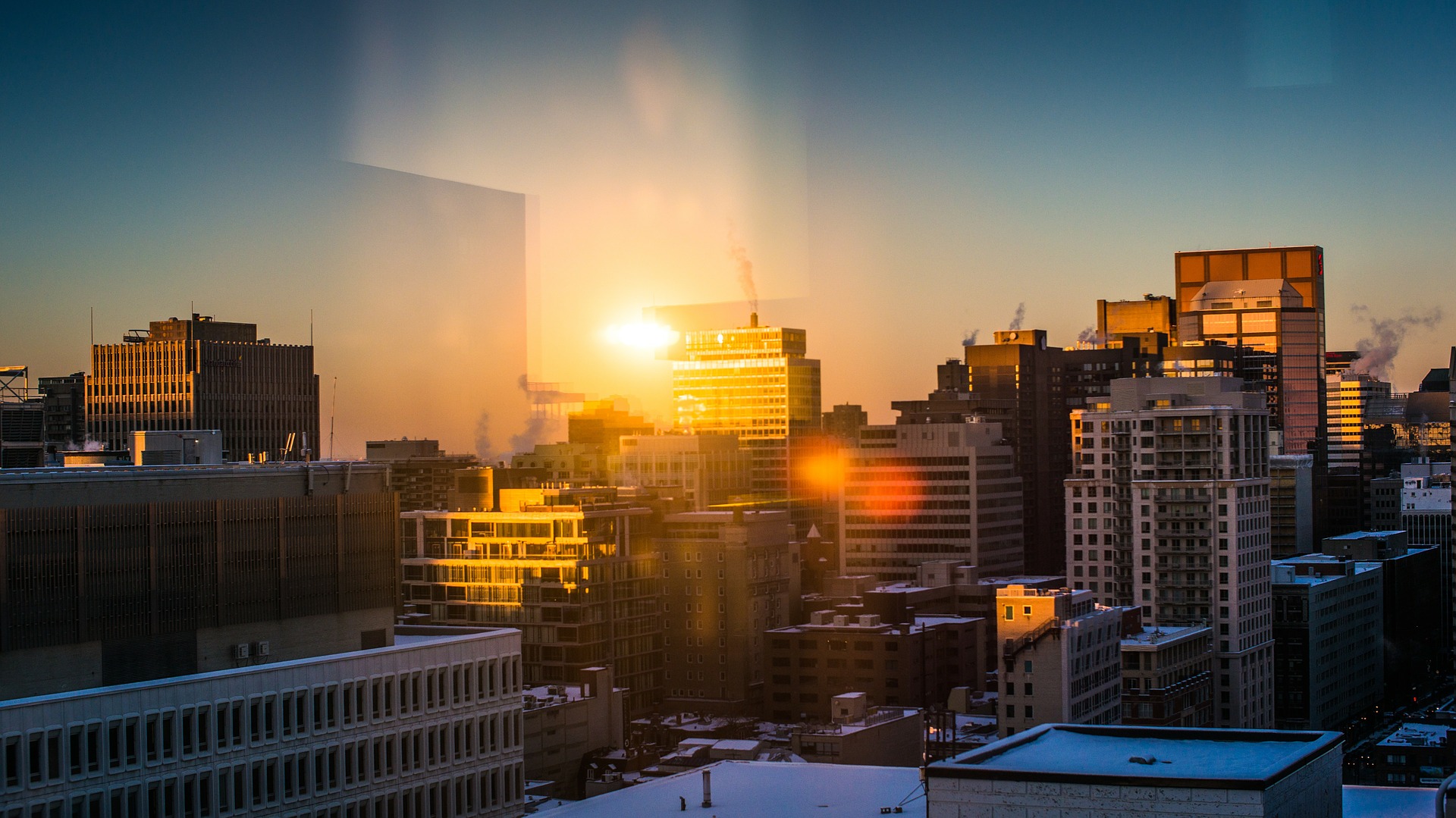 2019-04-07-montreal-downtown-buildings