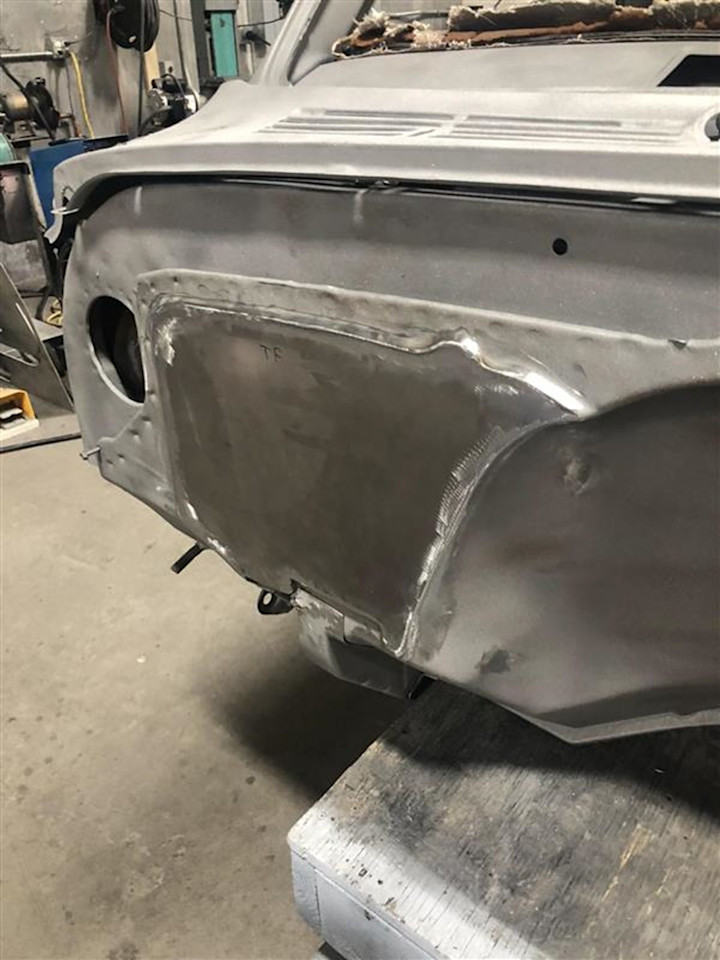 BendPak Valor C10 Custom Truck Rear Rendering