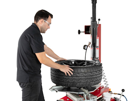 APEX AT26 Tire Changer Handles Modern Low-Profile Tires