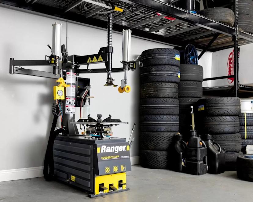 Ranger R980DP Tire Changer for High-Performance Tire Service