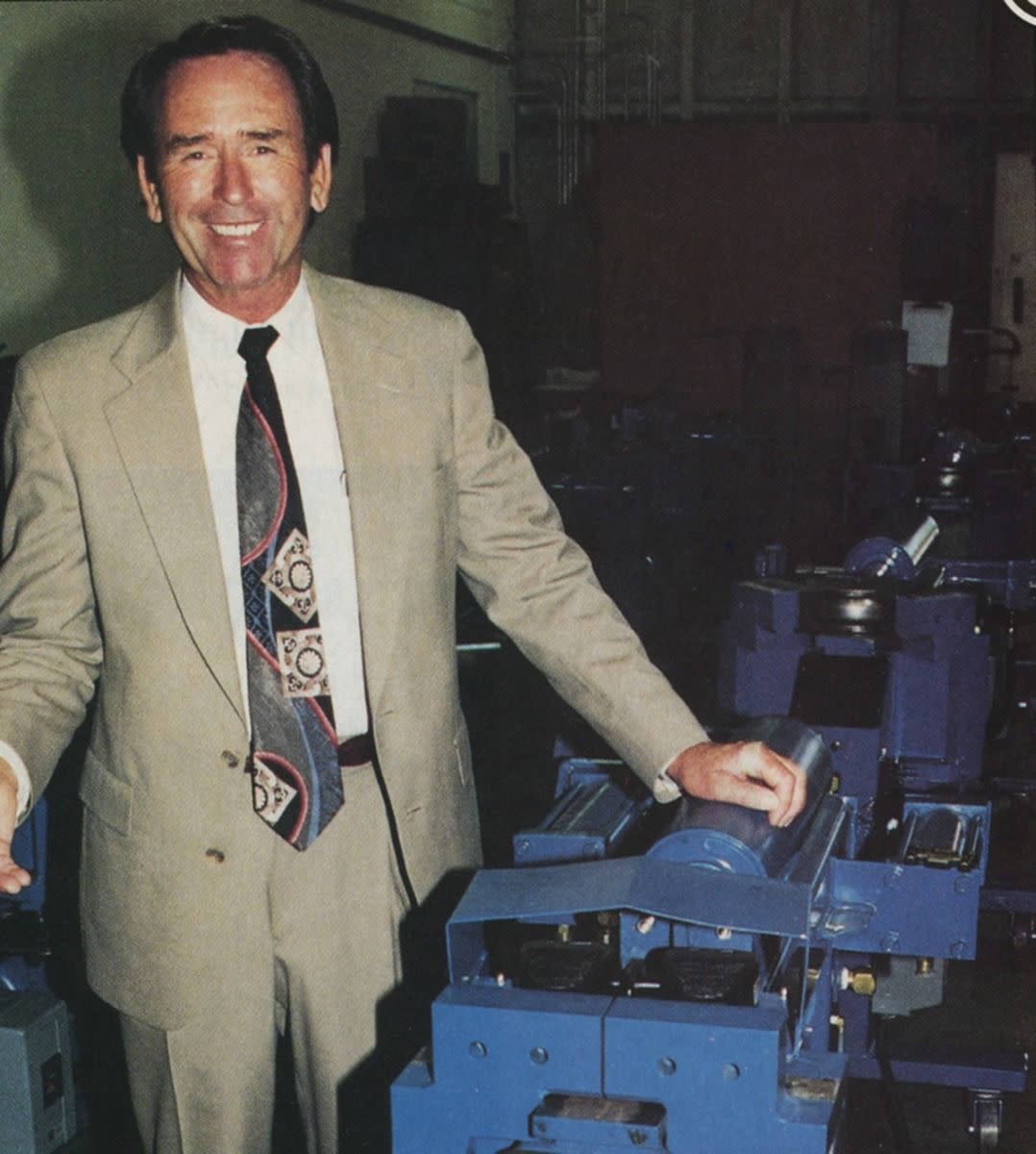 Don Henthorn BendPak Pipe Bender Manufacturing 1995