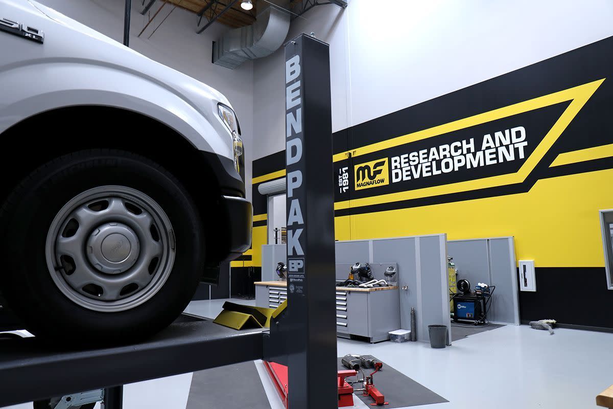 Auto-Garage-Owners-Choose-BendPak