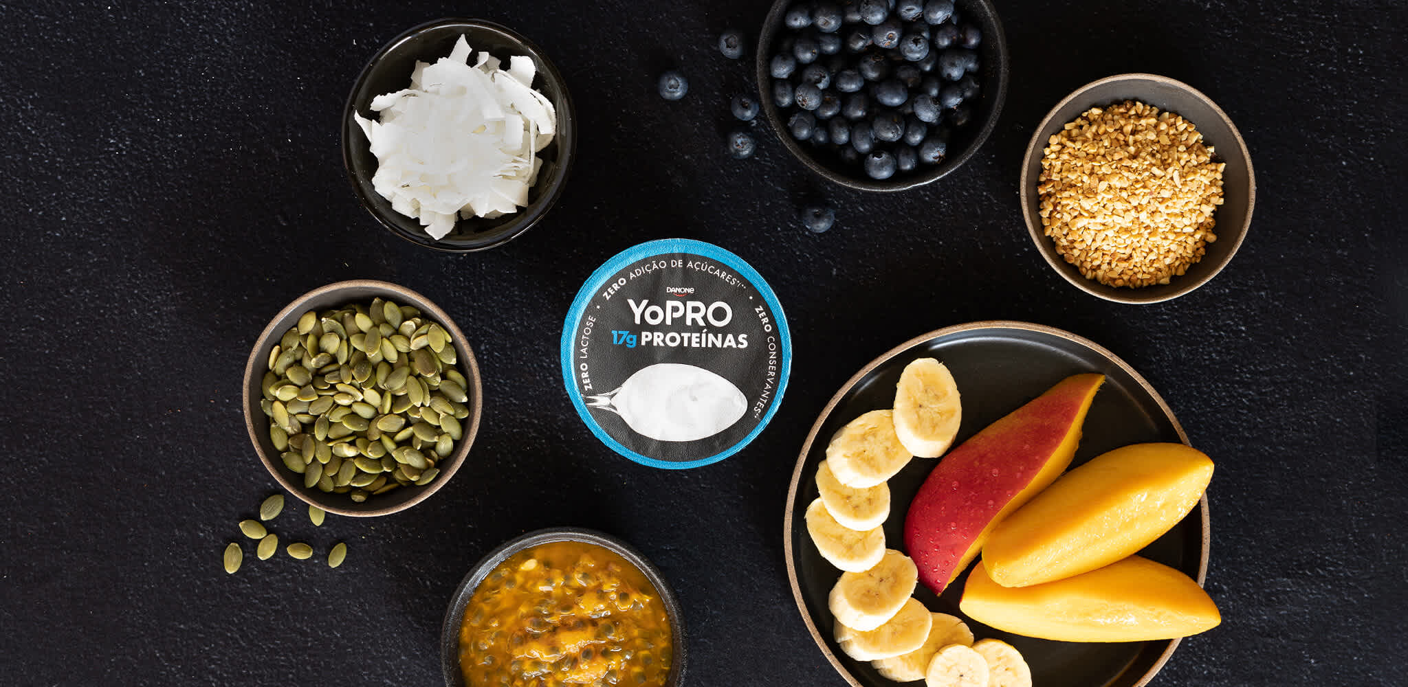  Confira essa receita de Bowl de Frutas Amarelas com YoPRO Iogurte Colherável sabor Natural pro seu café da manhã!