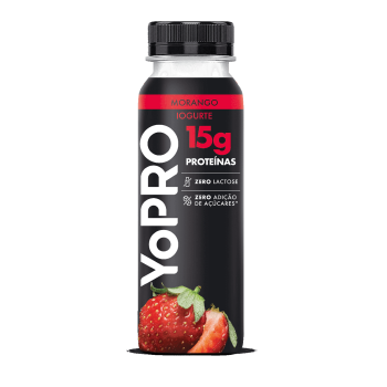 Iogurte YoPRO Zero lactose e 15g de Proteína sabor morango. Todos os nutrientes necessários para o seu pré ou pós-treino em uma garrafinha. Experimente!