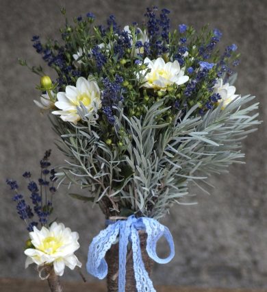 lavender-herbal-bouquet-390x426
