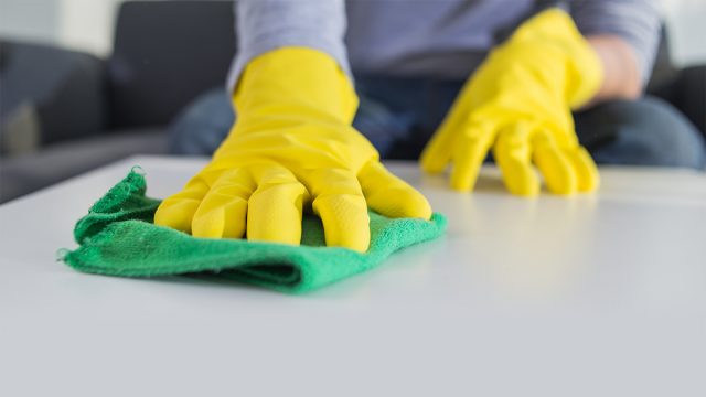 american-housekeeping-dusting-640x360.jpg