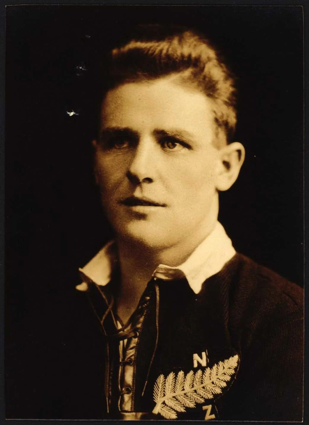 Neil Perriam McGregor passport photo
