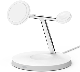 Vue en angle de la station sans fil Boost Up Charge Pro 3-en-1 de Belkin