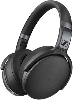 Vue avant en angle du casque d’écoute HD 4.40 BT noir de Sennheiser
