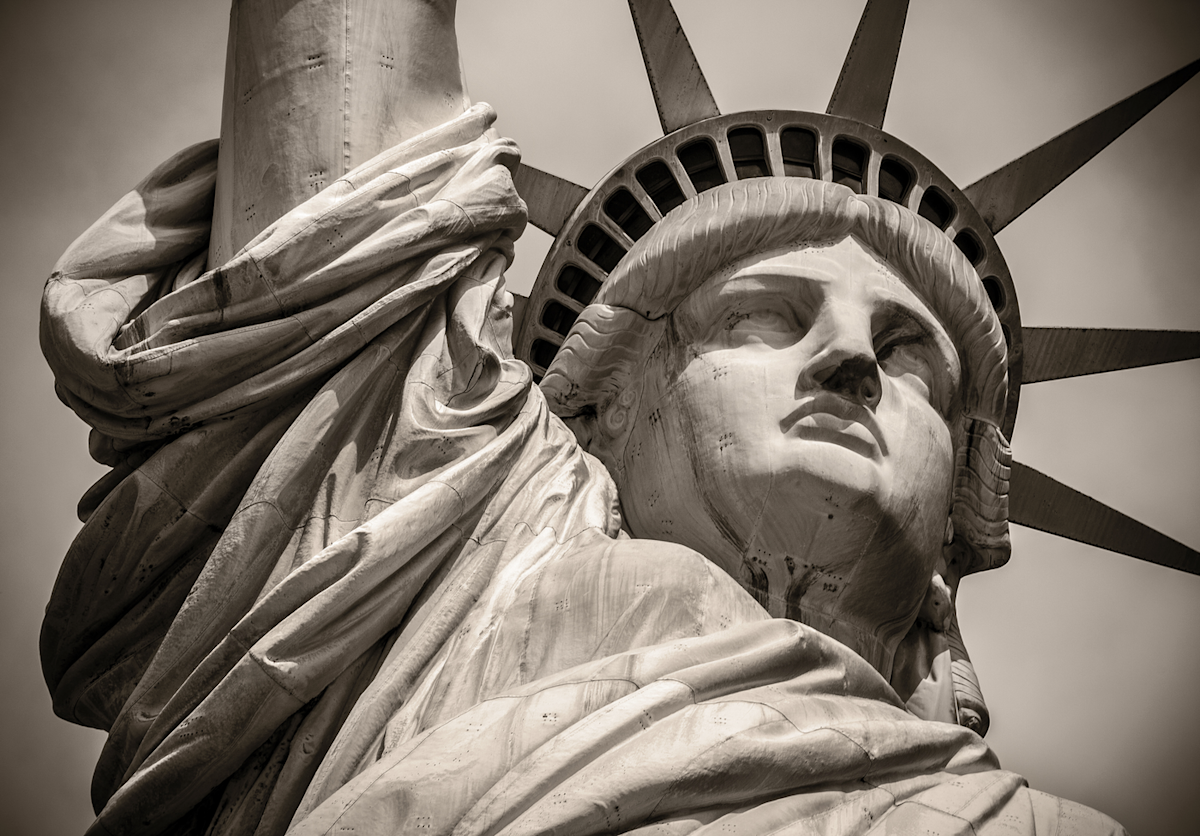 Stoic, tonal Statue of Liberty image