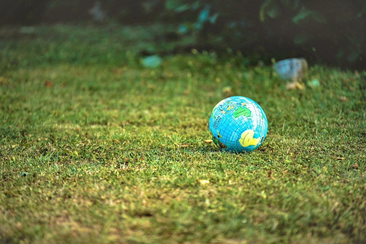 Bearbeitet guillaume-de-germain-6Xw9wMJyHus-unsplash-01