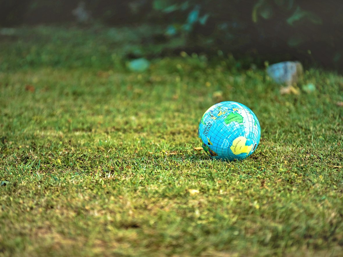 Bearbeitet guillaume-de-germain-6Xw9wMJyHus-unsplash-01