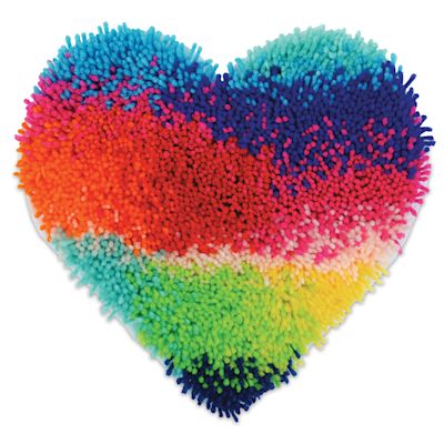 Needle Creations Latch Hook Kit - Heart
