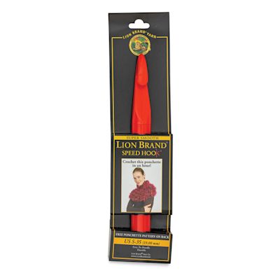 Lion Brand Crochet Hooks - Size S-35, 19 mm (Front of packaging)