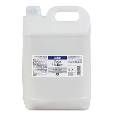 Vallejo Medium - Front view of 5 liter Satin Medium Jug